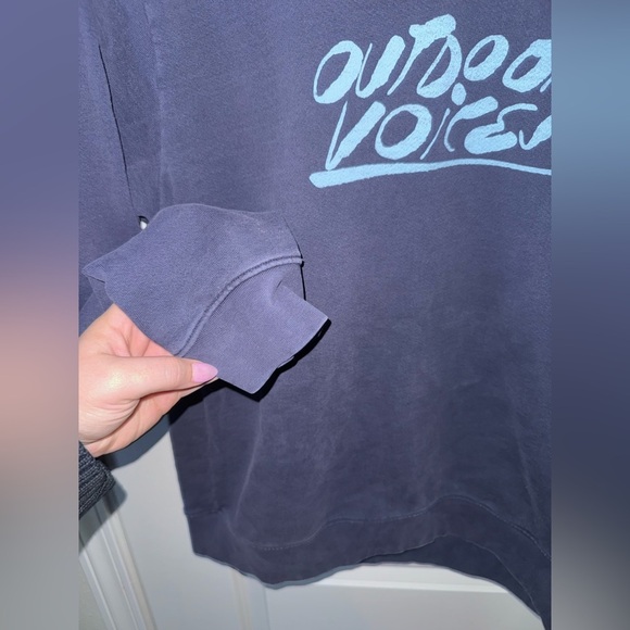 Outdoor Voices unisex sweatshirt - Picture 2 of 5